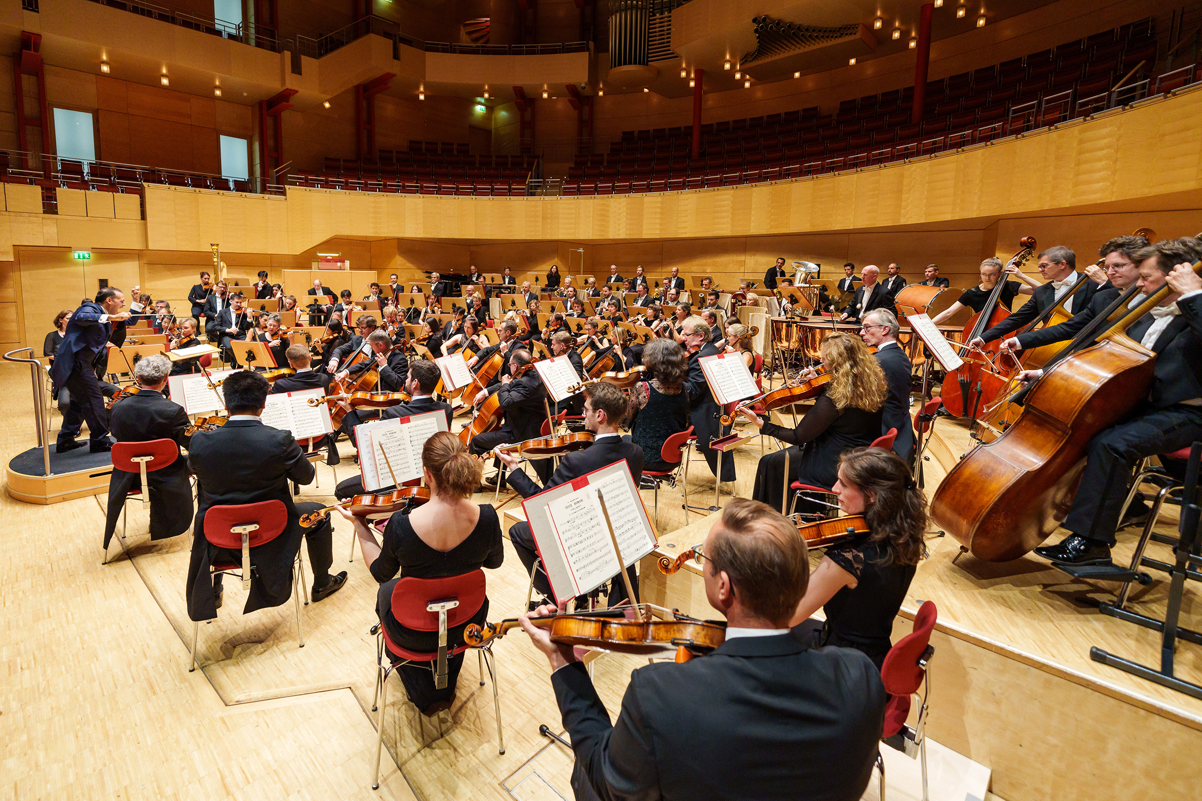Essener Philharmoniker starten mit Beethoven, Bruckner und Brahms das Programm zum 125-jährigen Jubiläum